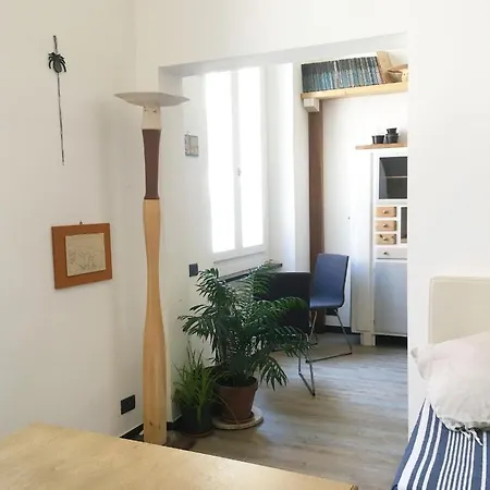 Apartment Piazza Erbe 5 Genoa
